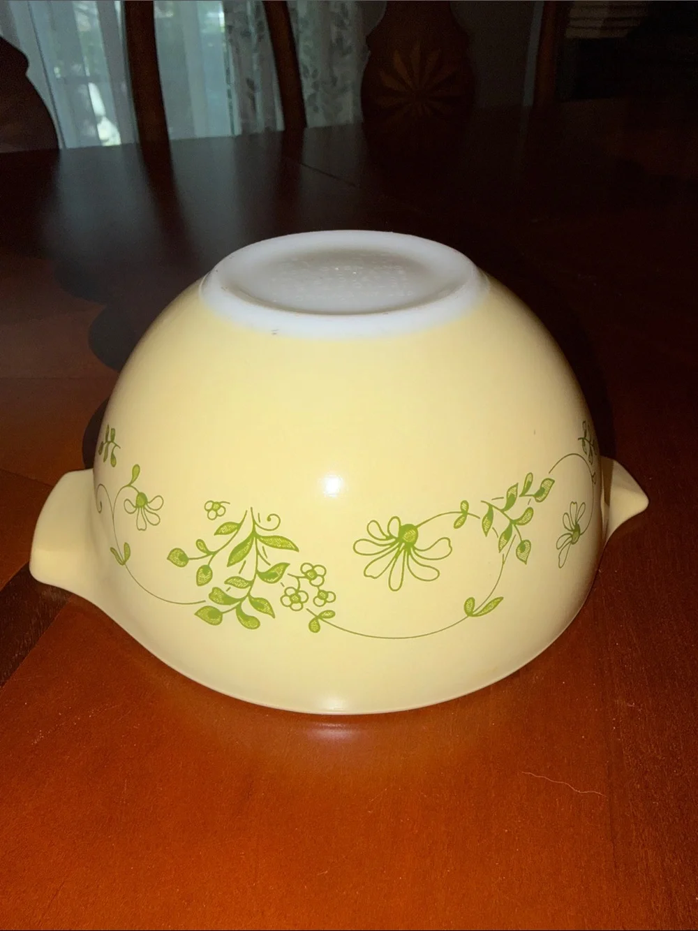 PYREX Shenandoah Cinderella bowl 441 Floral Vine Pattern